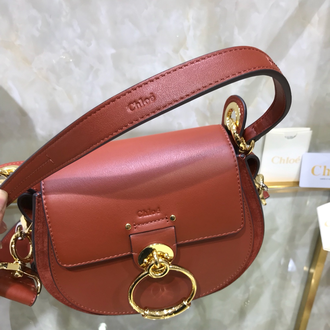 Chloe Big Tess Shoulder Bag In Bordeaux Shiny Calfskin Leather